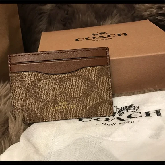 Coach Card Wallet - Picture 2 of 4